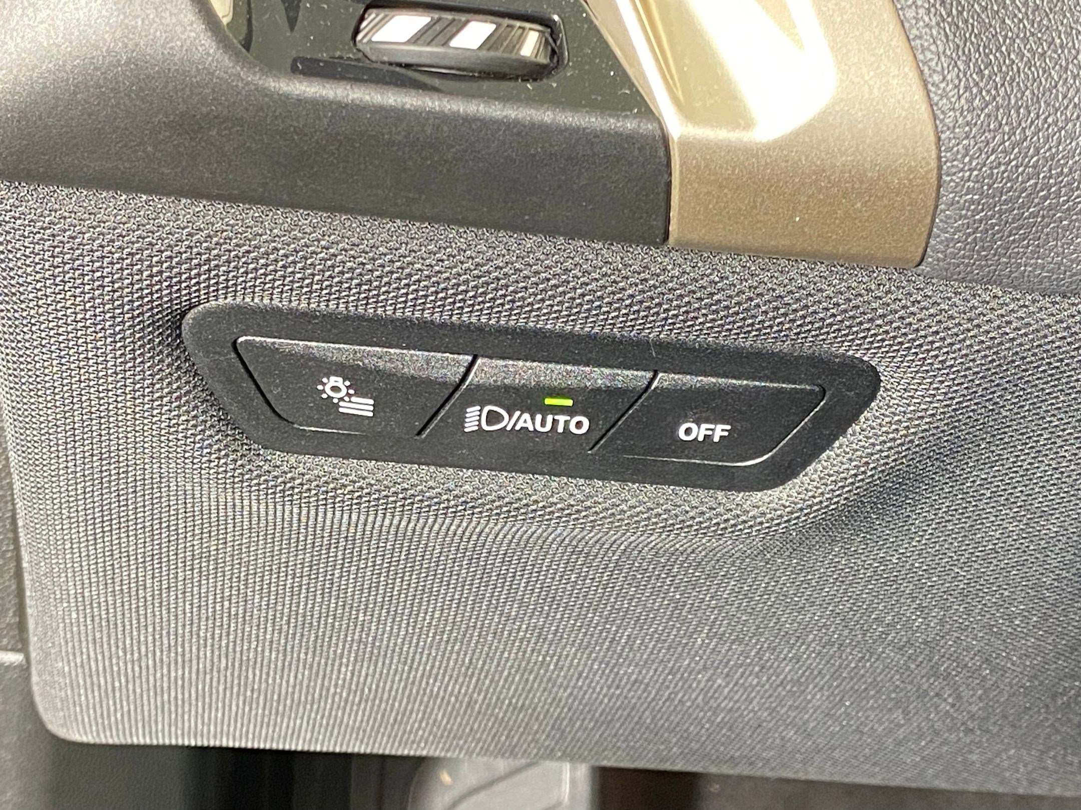 Certified 2024 BMW iX xDrive50 w/ Premium Package image 24