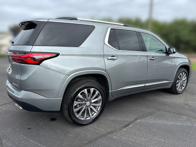 Used 2023 Chevrolet Traverse Premier w/ LPO, Floor Liner Package AWD/4WD image 5