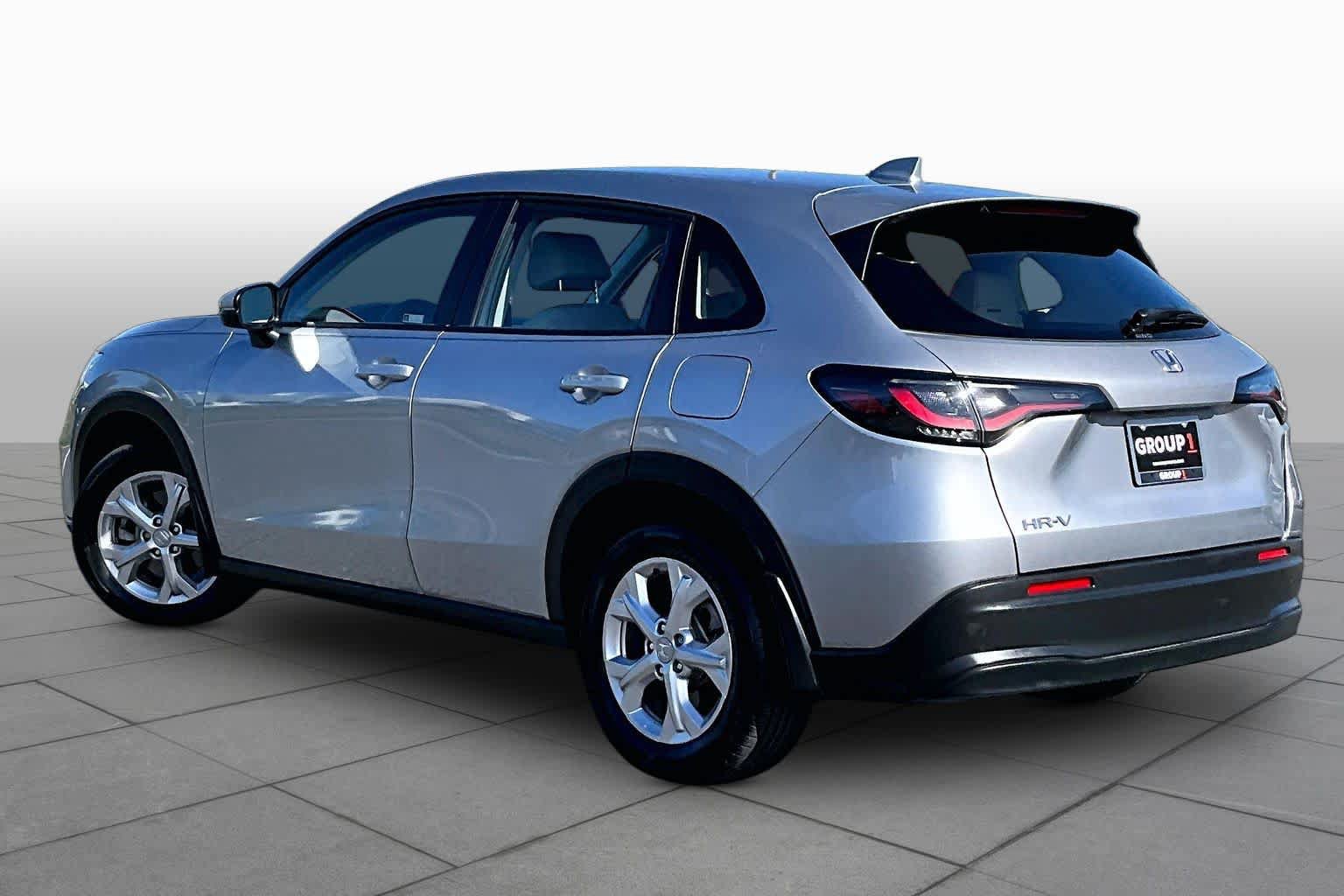 Used 2024 Honda HR-V LX image 11