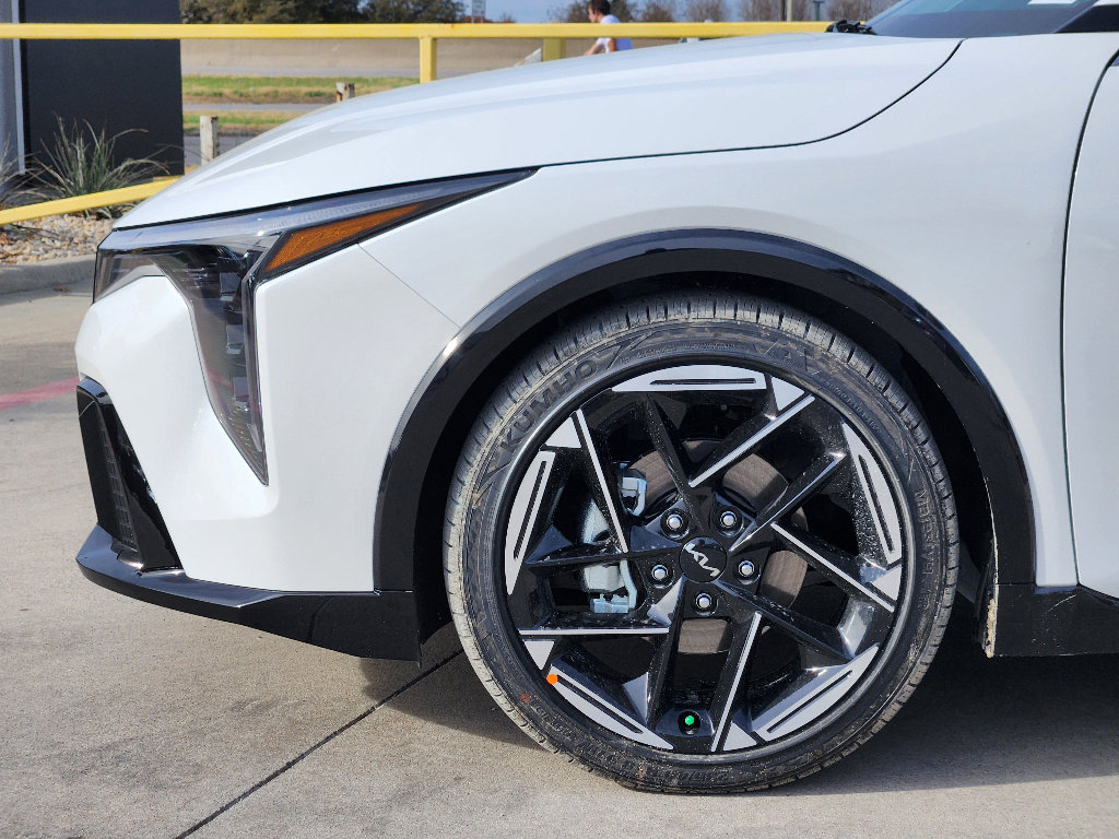 New 2026 Kia K4 GT-Line image 5