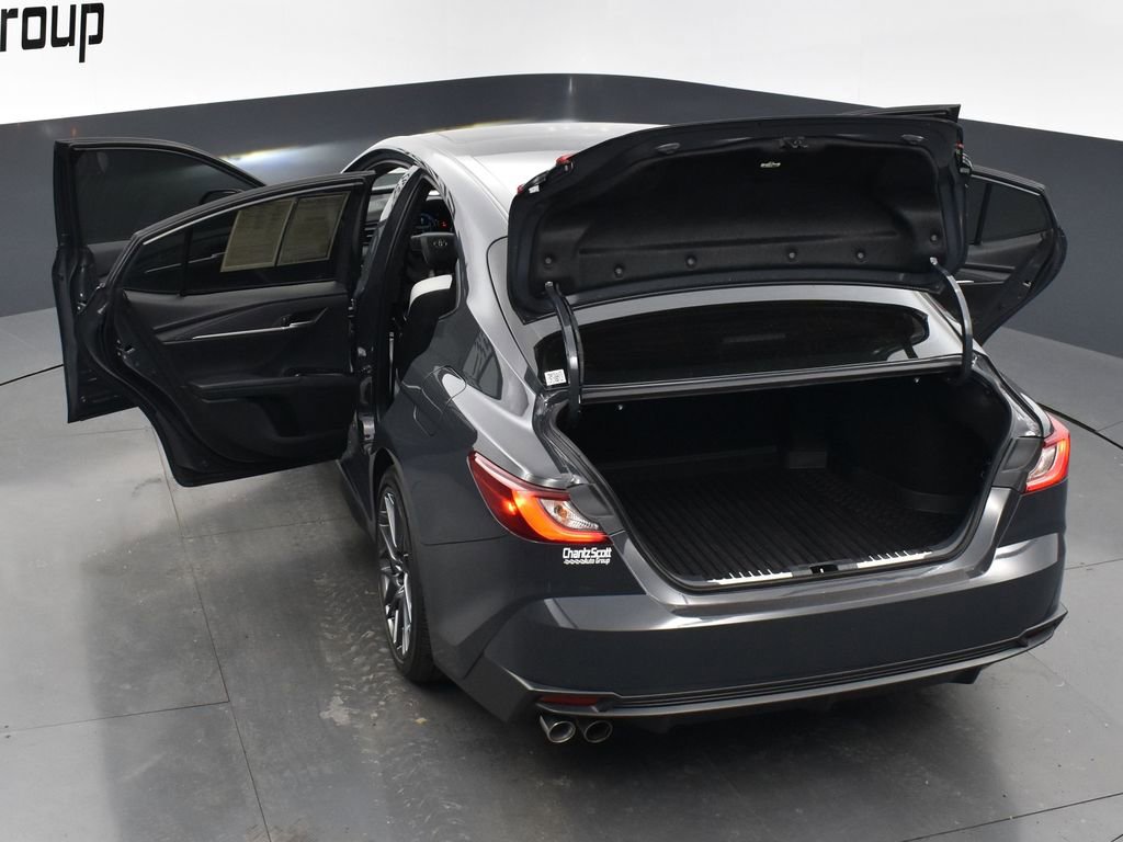 Used 2025 Toyota Camry SE w/ Convenience Package image 31