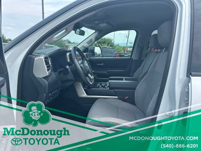 Certified 2022 Toyota Tundra SR5 AWD/4WD image 10