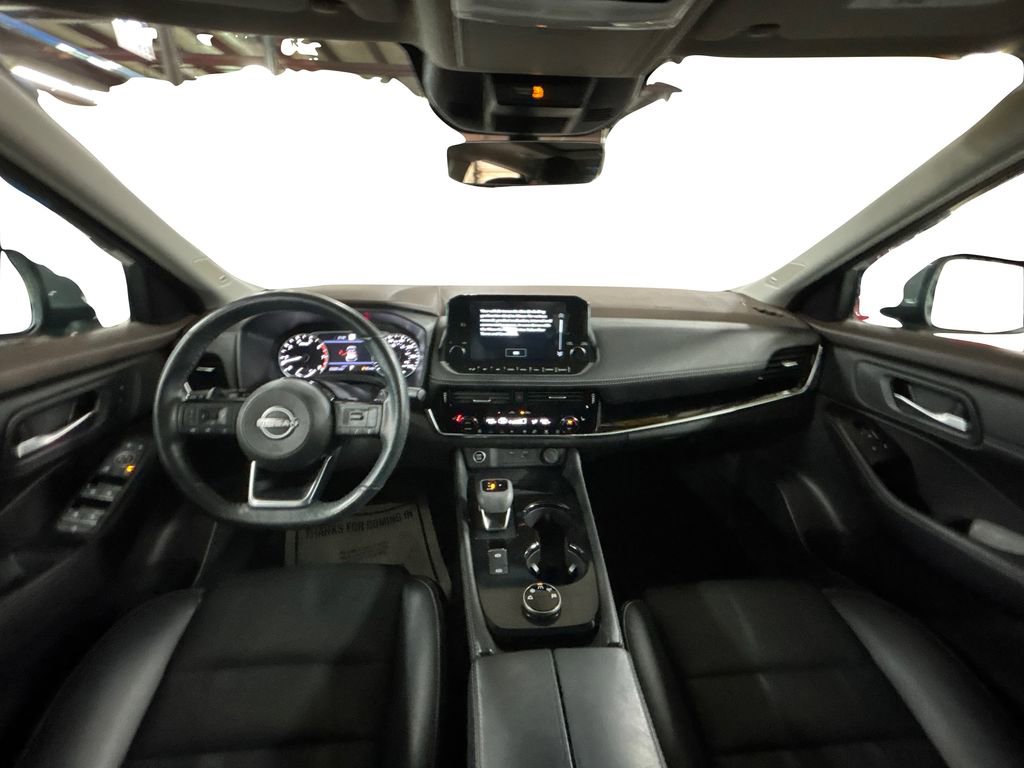 Used 2023 Nissan Rogue SL w/ SL Premium Package image 16