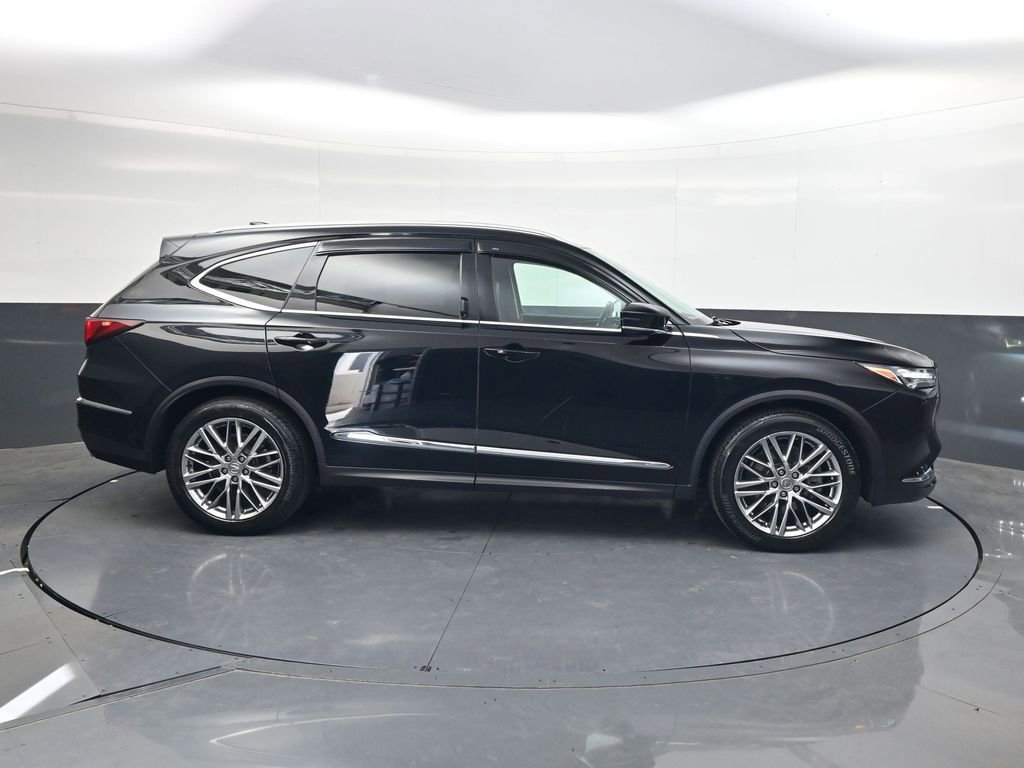 Used 2023 Acura MDX Advance image 3