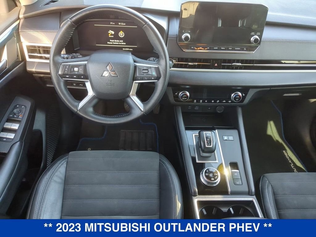 Used 2023 Mitsubishi Outlander SE AWD/4WD image 19