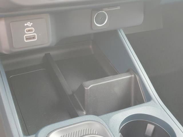 New 2025 Ford Maverick XL w/ Equipment Group 101A image 32