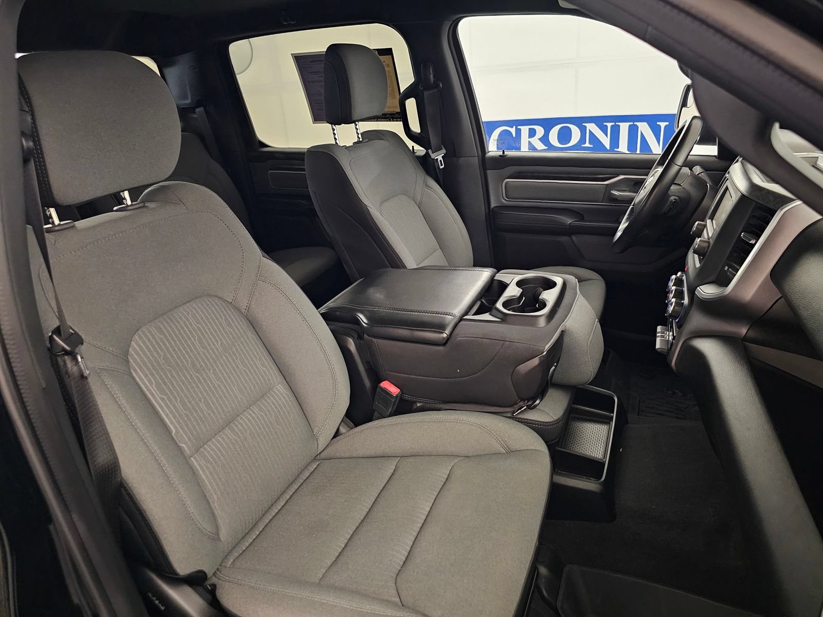 Used 2023 RAM 1500 Big Horn AWD/4WD image 22