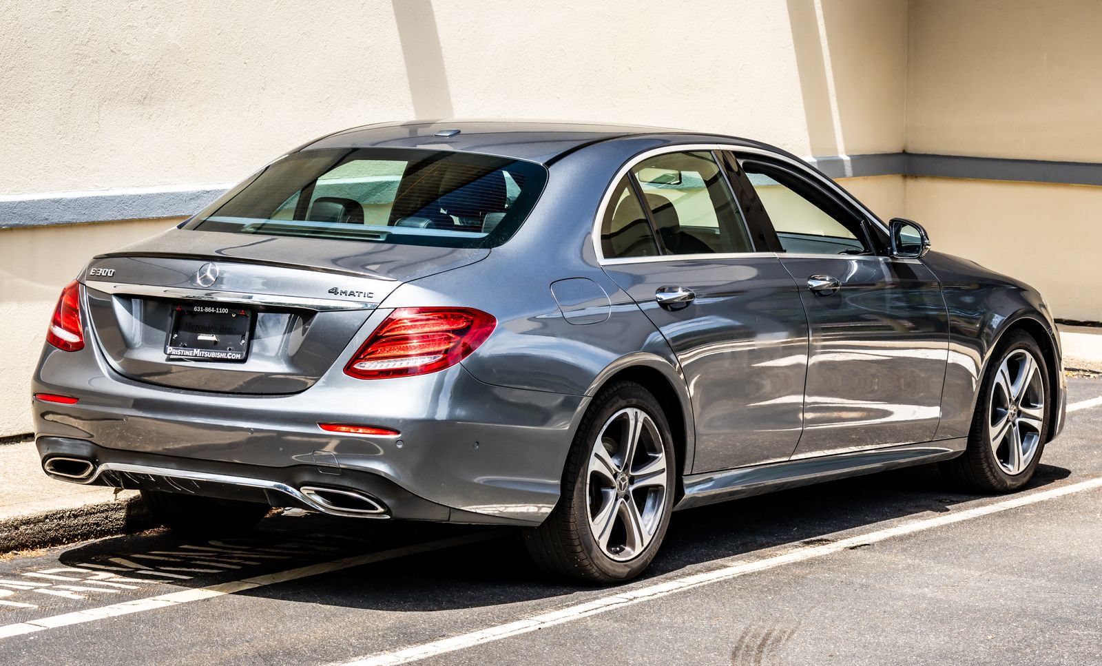 Used 2018 Mercedes-Benz E 300 4MATIC image 8
