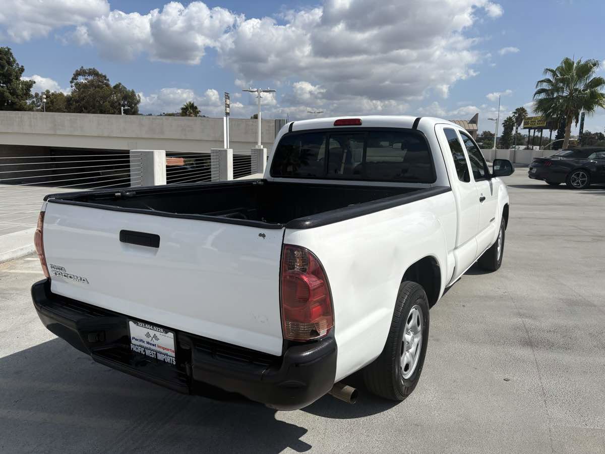 Used 2015 Toyota Tacoma 2WD Access Cab image 31