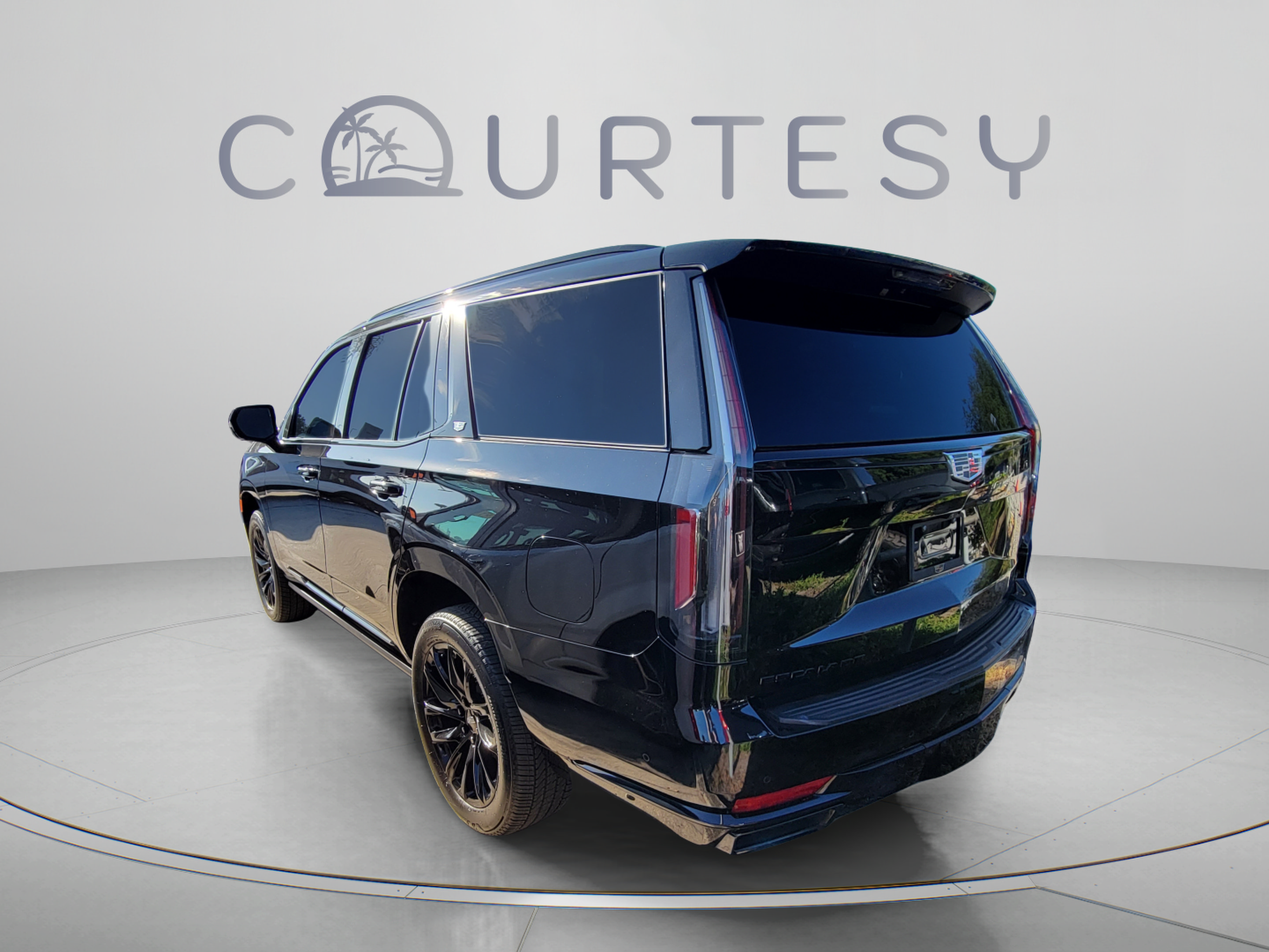 Used 2024 Cadillac Escalade Sport Platinum w/ LPO, ONYX Package RWD image 2
