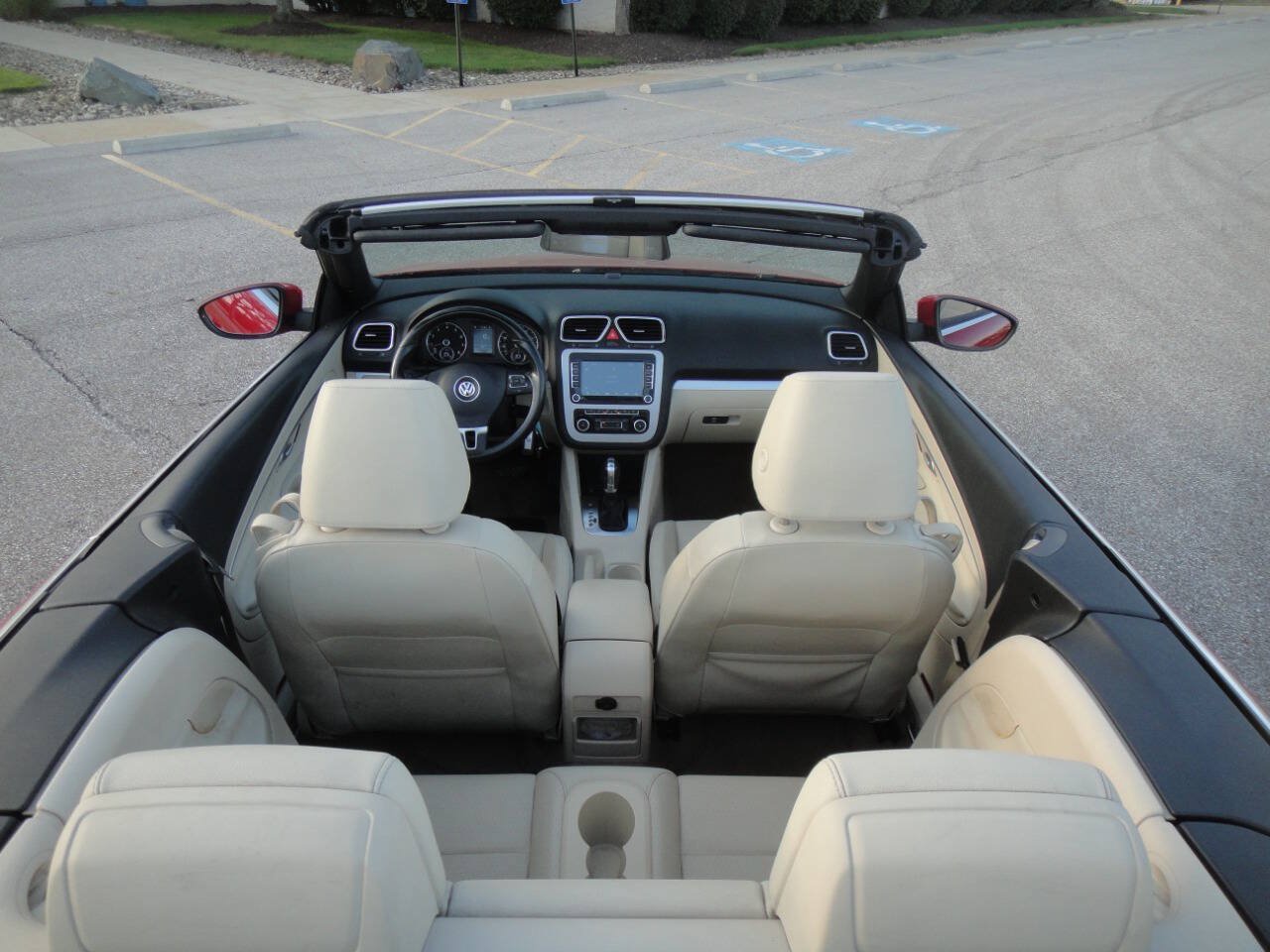 Used 2012 Volkswagen Eos Komfort FWD image 7