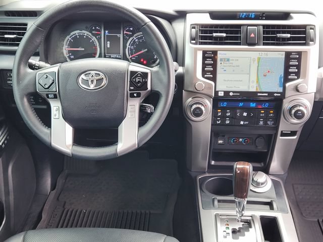 Used 2022 Toyota 4Runner Limited AWD/4WD image 28