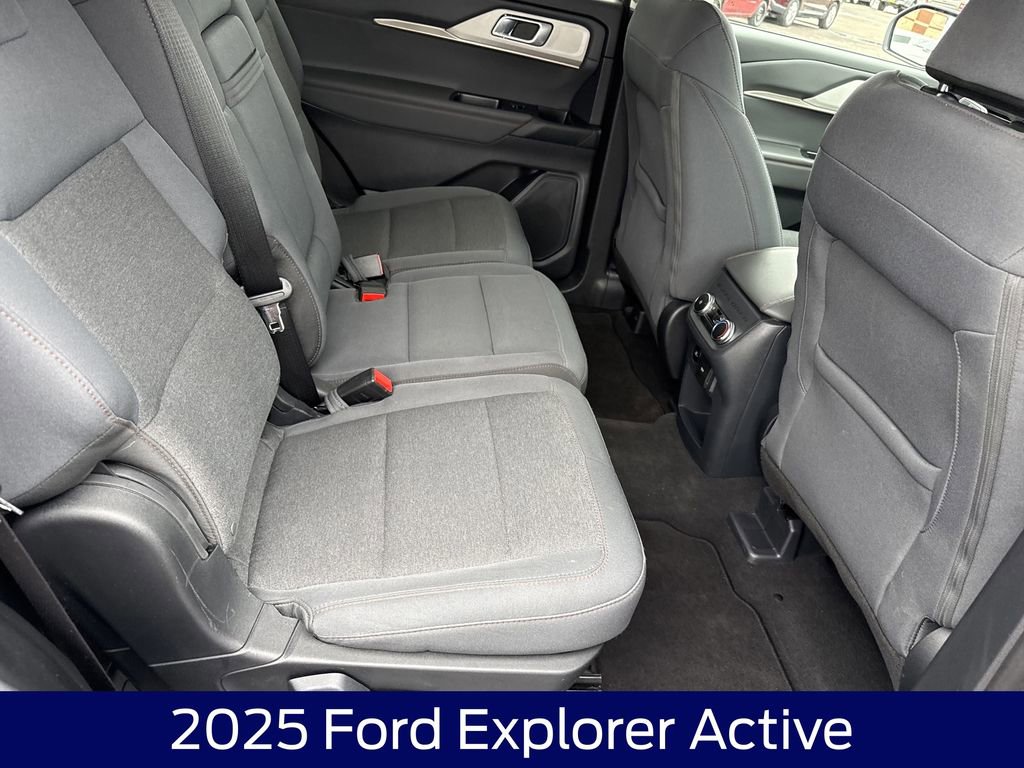 Used 2025 Ford Explorer Active image 14