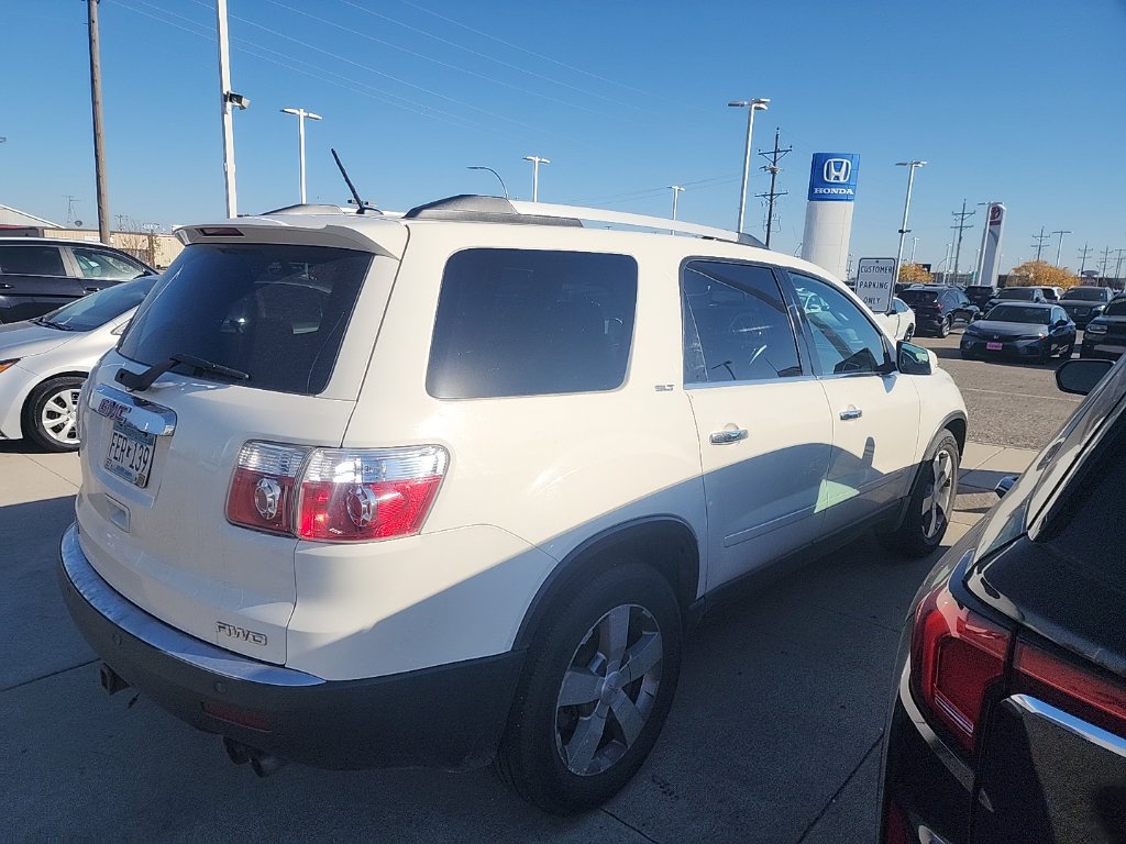 Used 2011 GMC Acadia SLT AWD/4WD image 12