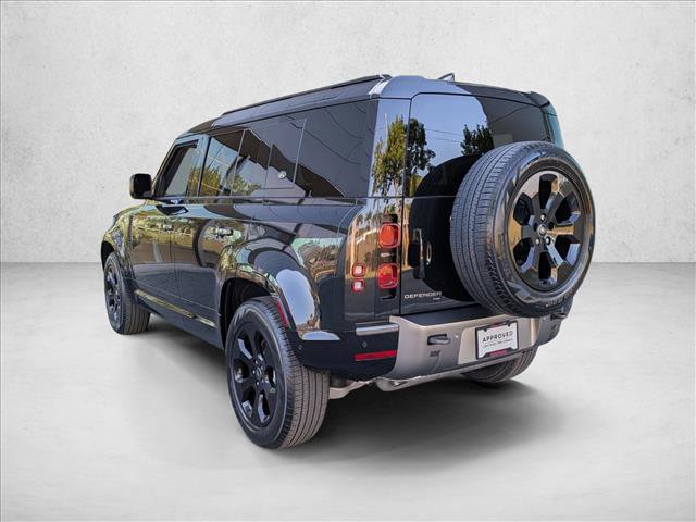 Certified 2023 Land Rover Defender 110 X-Dynamic SE image 8
