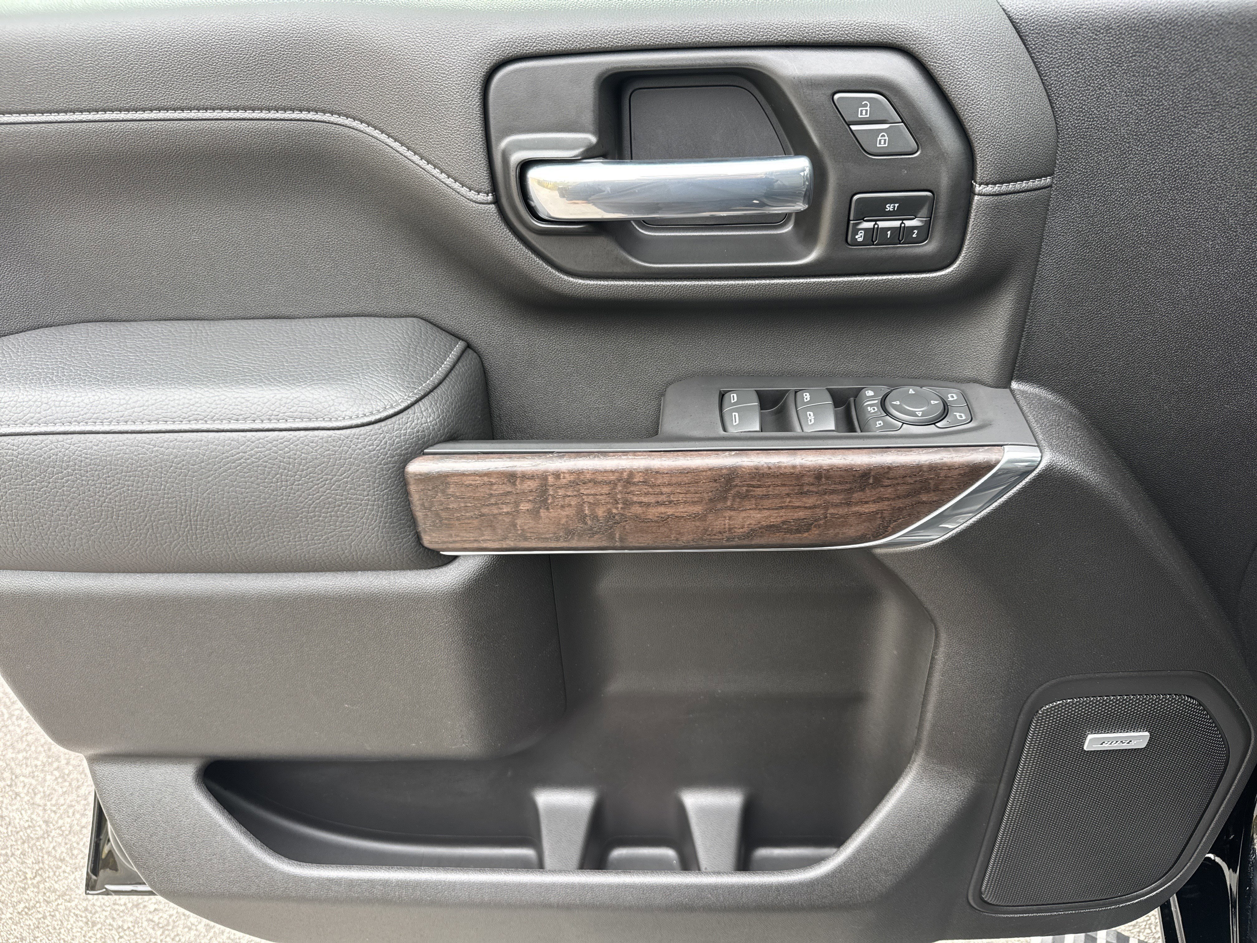 Used 2023 GMC Sierra 3500 Denali w/ Denali Ultimate Package image 14