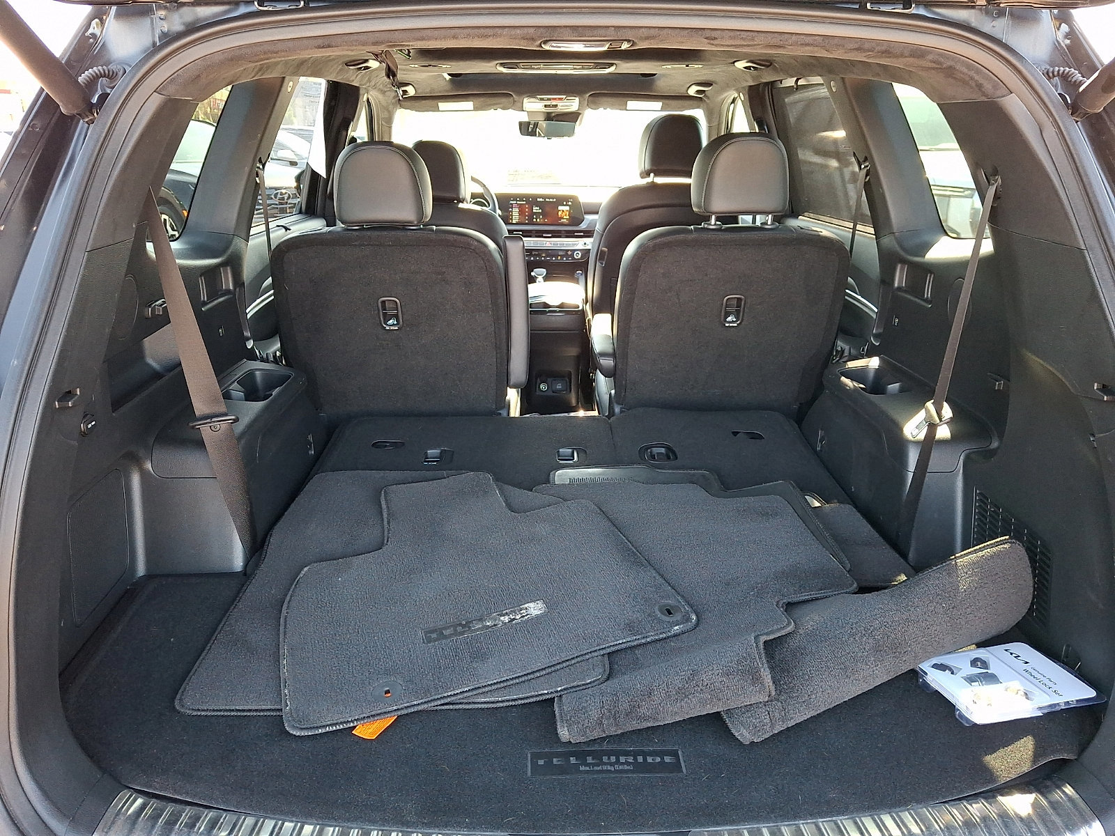 Used 2024 Kia Telluride SX Prestige X-Line AWD/4WD image 29