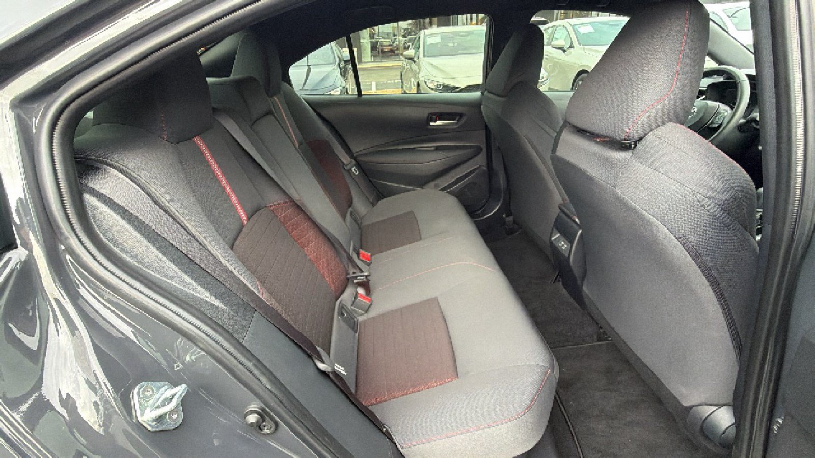 Used 2024 Toyota Corolla SE FWD image 28