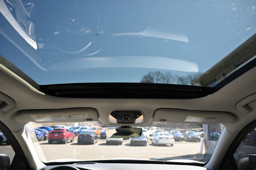 Used 2023 INFINITI QX50 Sensory AWD/4WD image 19
