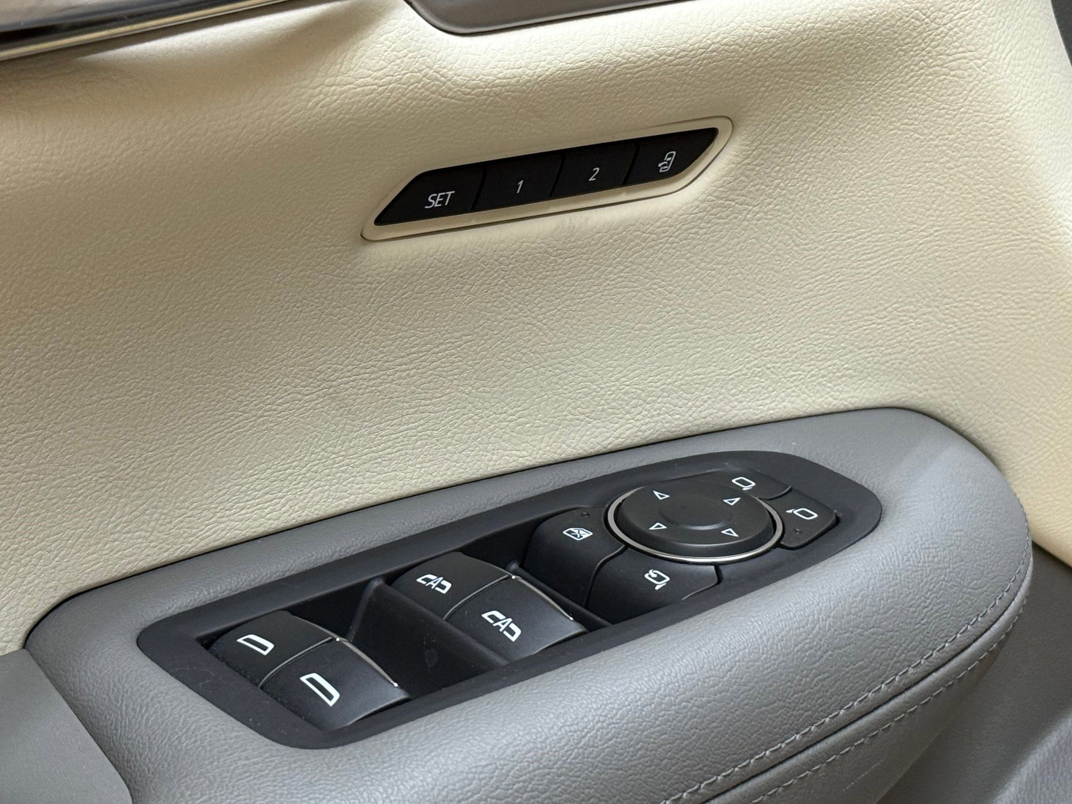 Certified 2023 Cadillac XT5 Premium Luxury image 25