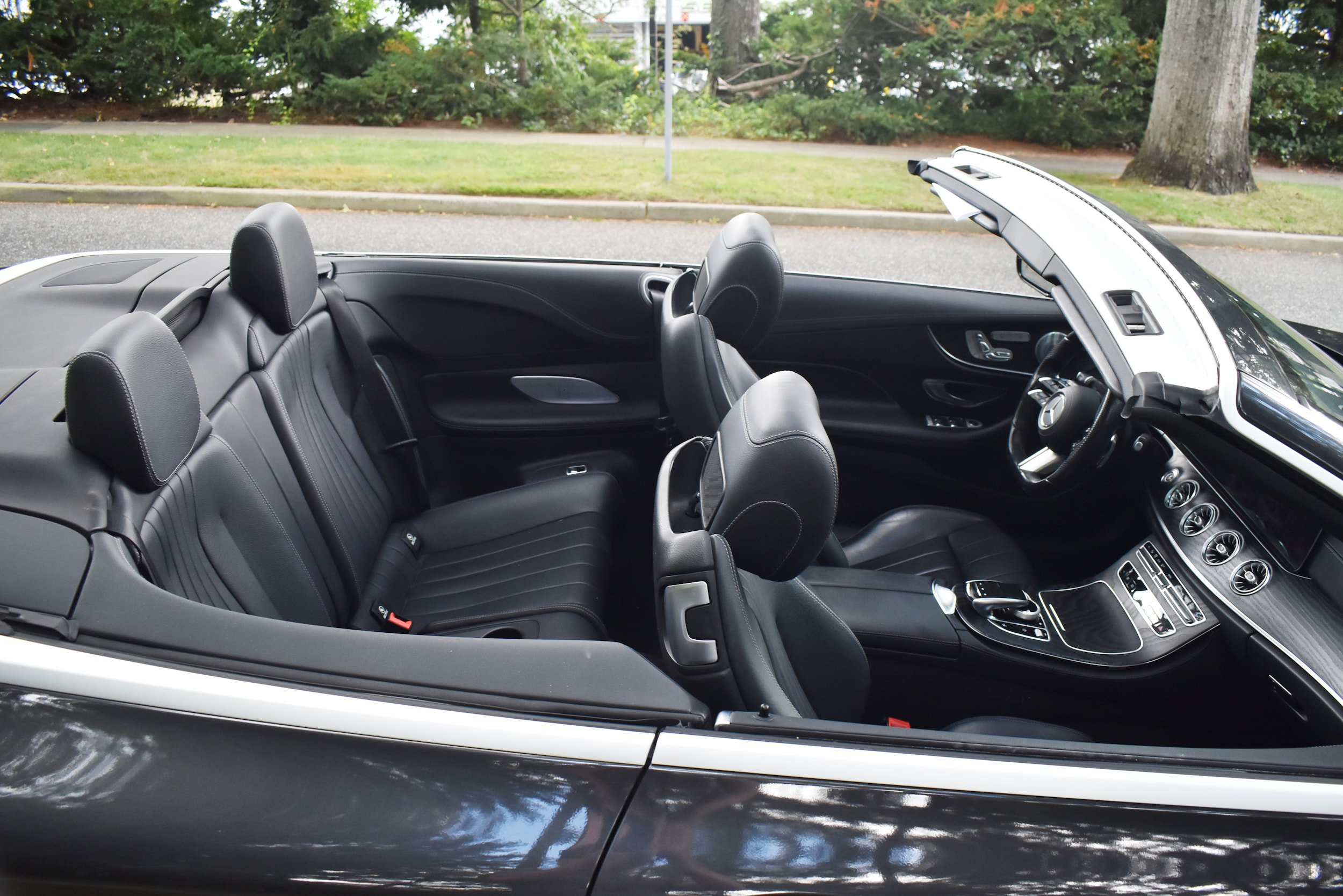 Used 2021 Mercedes-Benz E 450 4MATIC Cabriolet w/ AMG Line image 16
