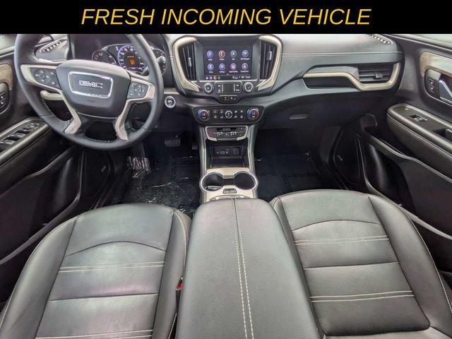 Used 2023 GMC Terrain Denali w/ Denali Premium Package AWD/4WD image 13