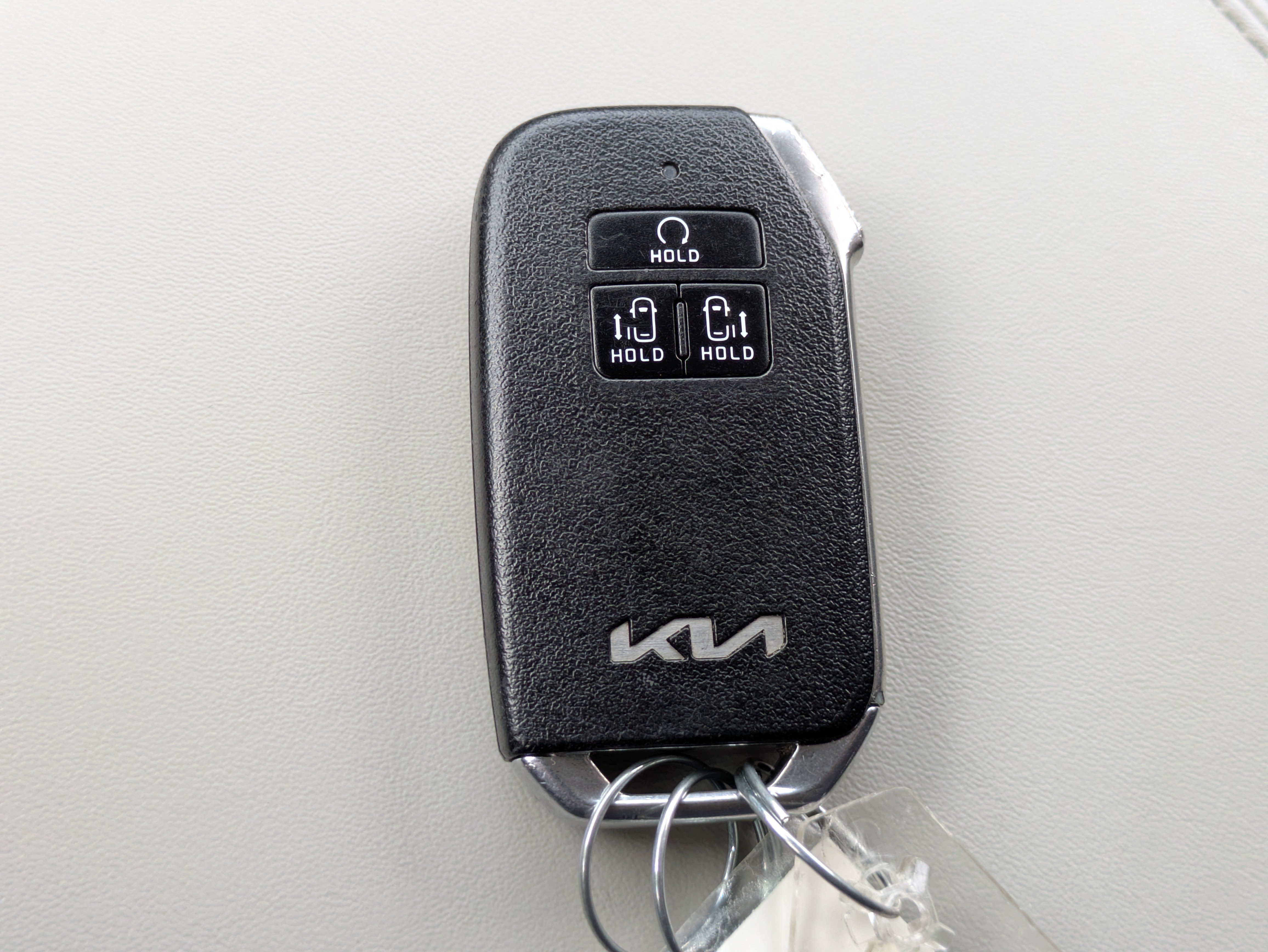 Certified 2024 Kia Carnival LX FWD image 30