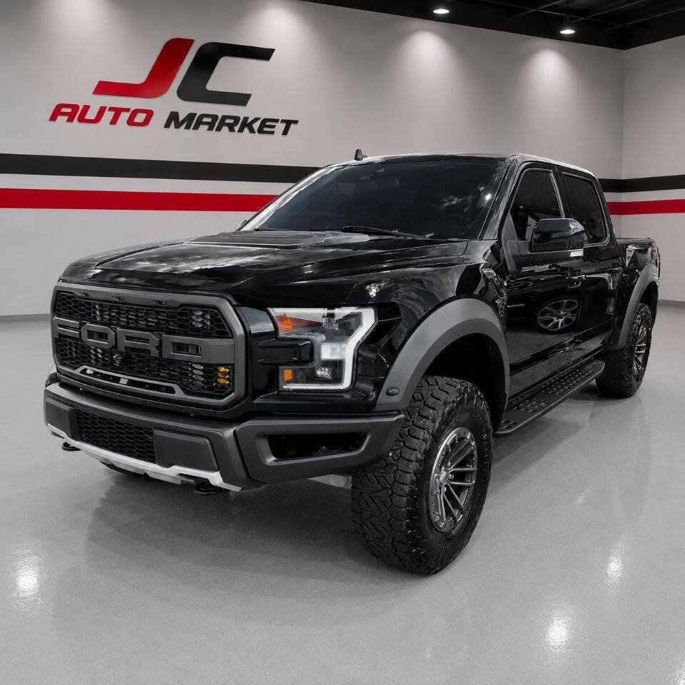 Used 2019 Ford F150 Raptor w/ Equipment Group 802A Luxury