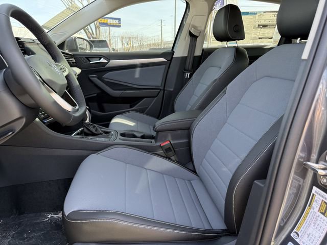 New 2026 Volkswagen Jetta SE image 22