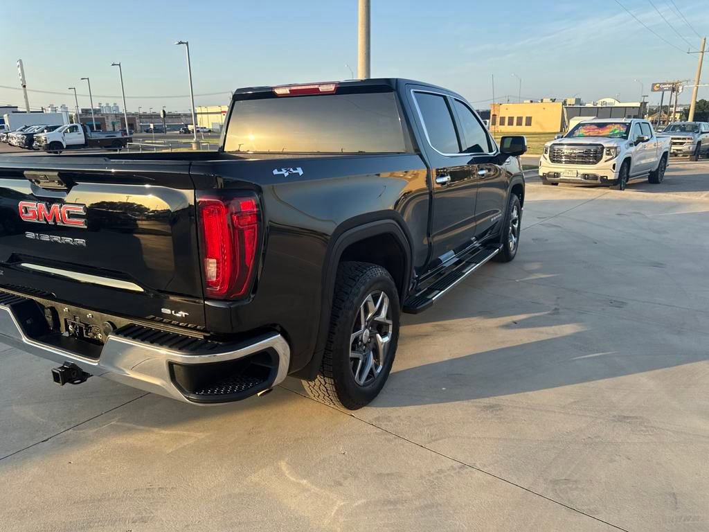 Used 2023 GMC Sierra 1500 SLT image 24