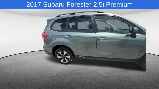 Used 2017 Subaru Forester 2.5i Premium w/ All-Weather Package AWD/4WD image 9