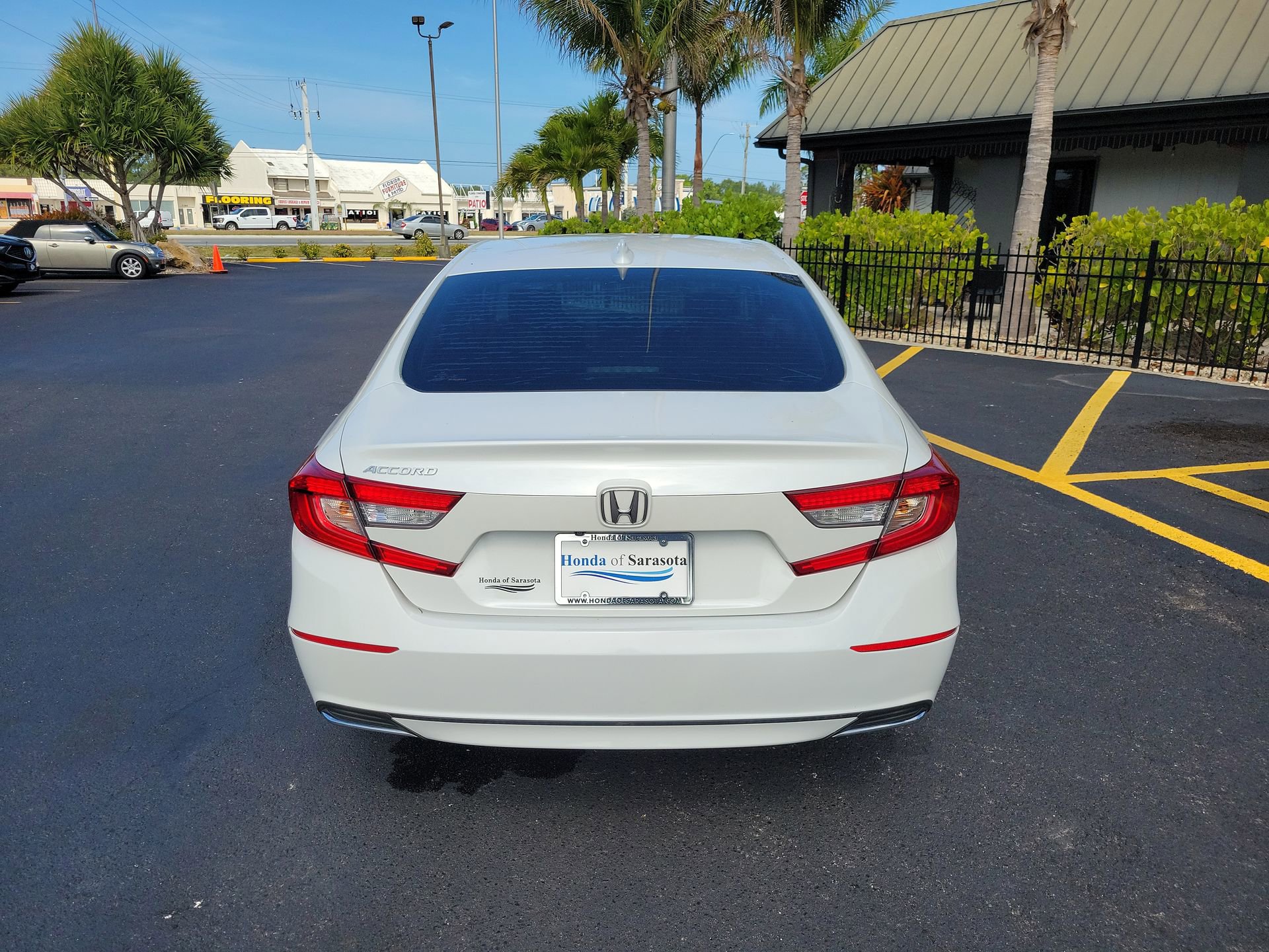 Used 2019 Honda Accord LX image 7