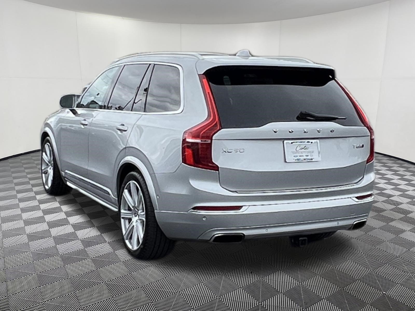Used 2016 Volvo XC90 T6 Inscription w/ Vision Package AWD/4WD image 4