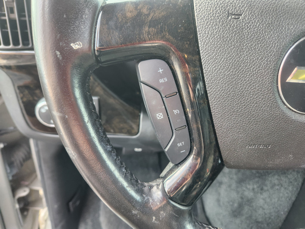 Used 2020 Chevrolet Express 2500 w/ Enhanced Convenience Package RWD image 26