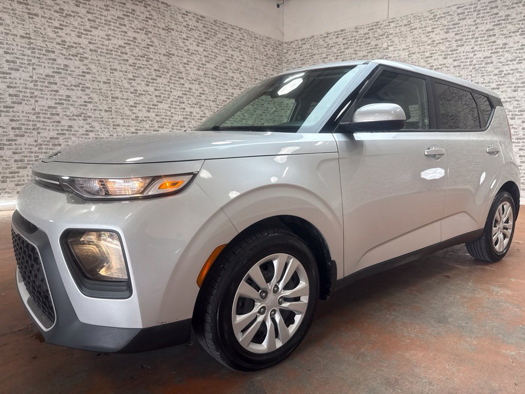 Used 2020 Kia Soul LX FWD image 3