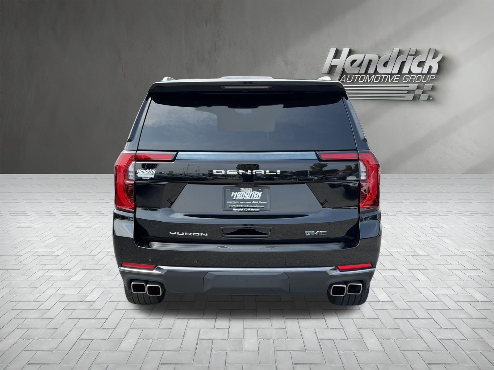 Used 2025 GMC Yukon Denali Ultimate AWD/4WD image 9