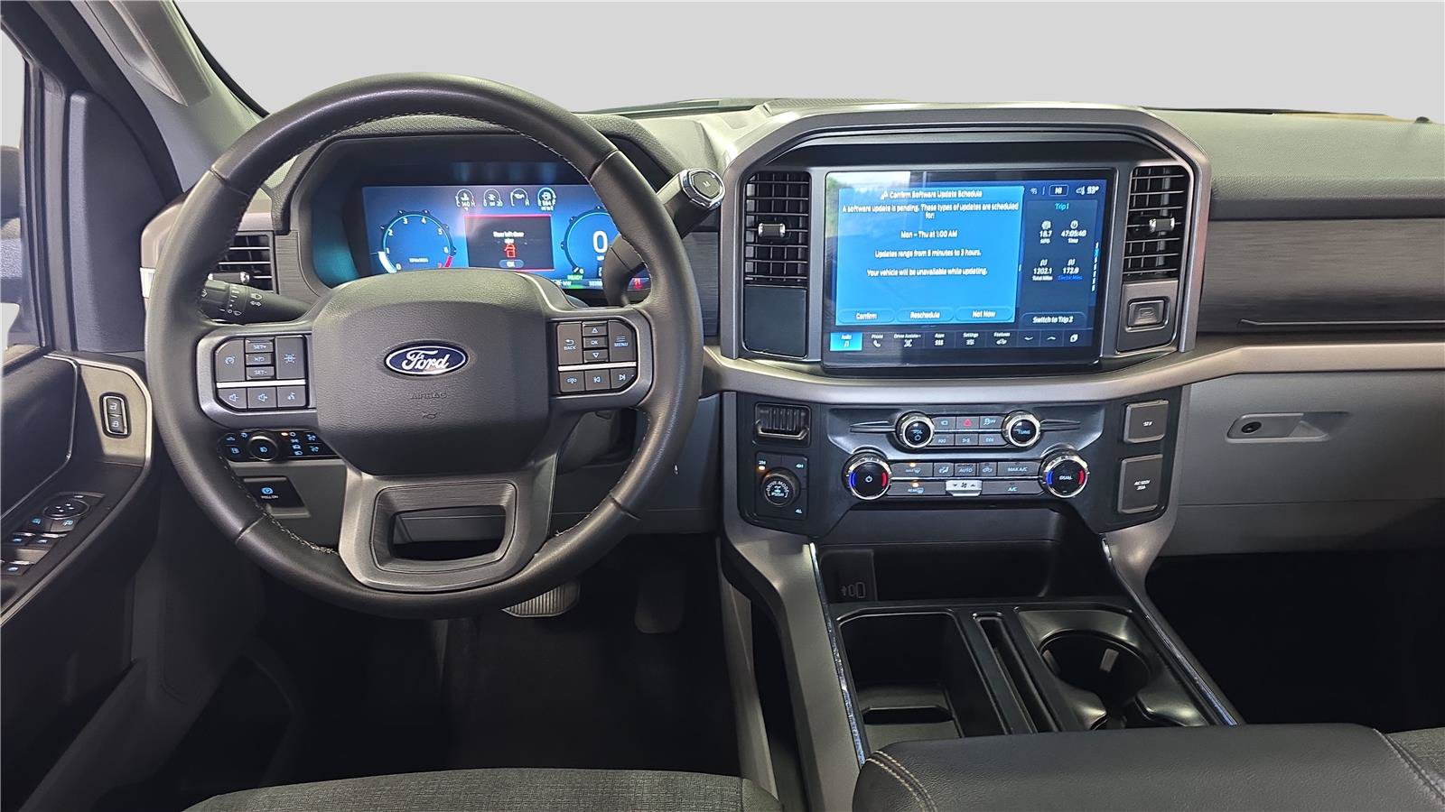 Used 2025 Ford F150 XLT w/ Equipment Group 301A Standard AWD/4WD image 9