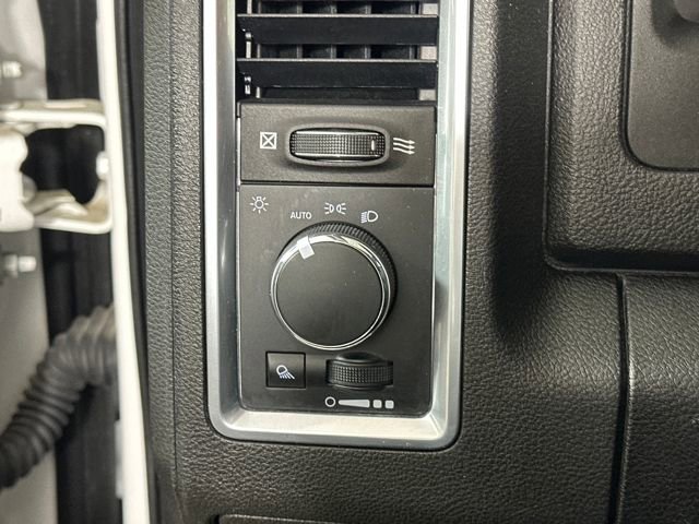 Used 2023 RAM 1500 Classic SLT image 19