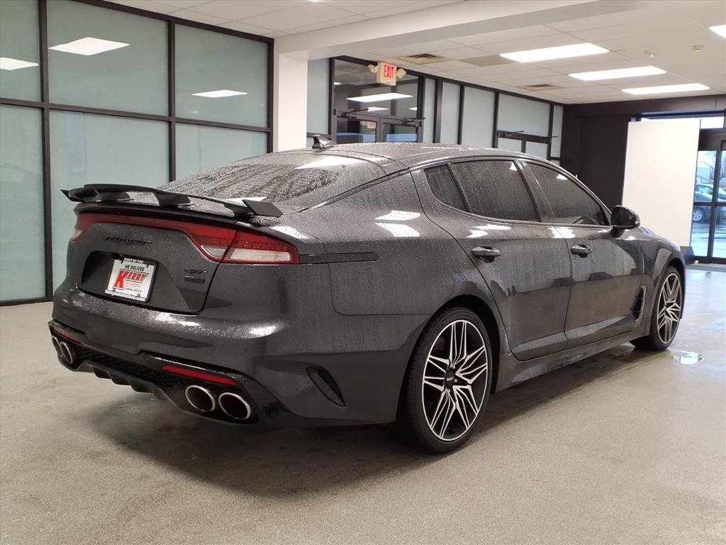 Used 2022 Kia Stinger GT1 image 5