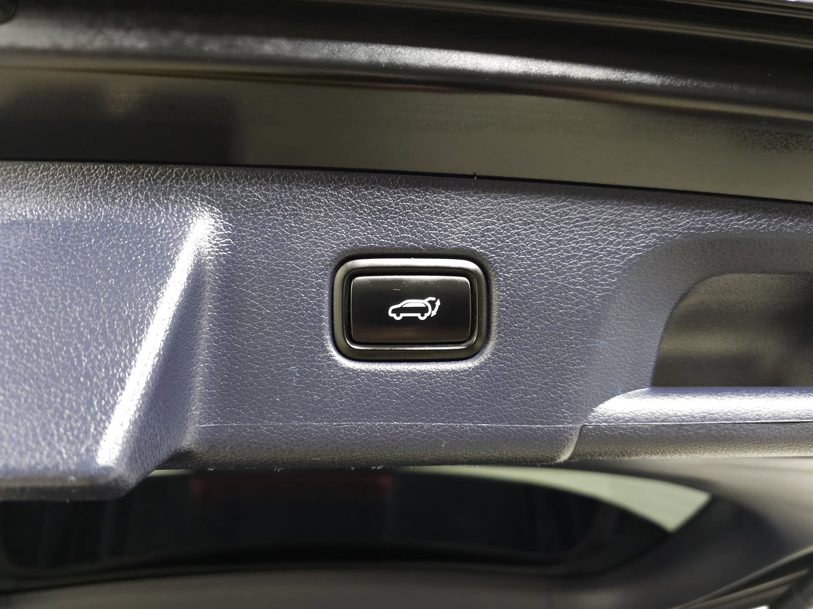 Used 2022 Hyundai Palisade Limited image 9