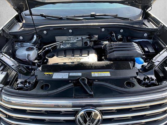 Used 2024 Volkswagen Atlas SE w/ Panoramic Sunroof Package FWD image 11