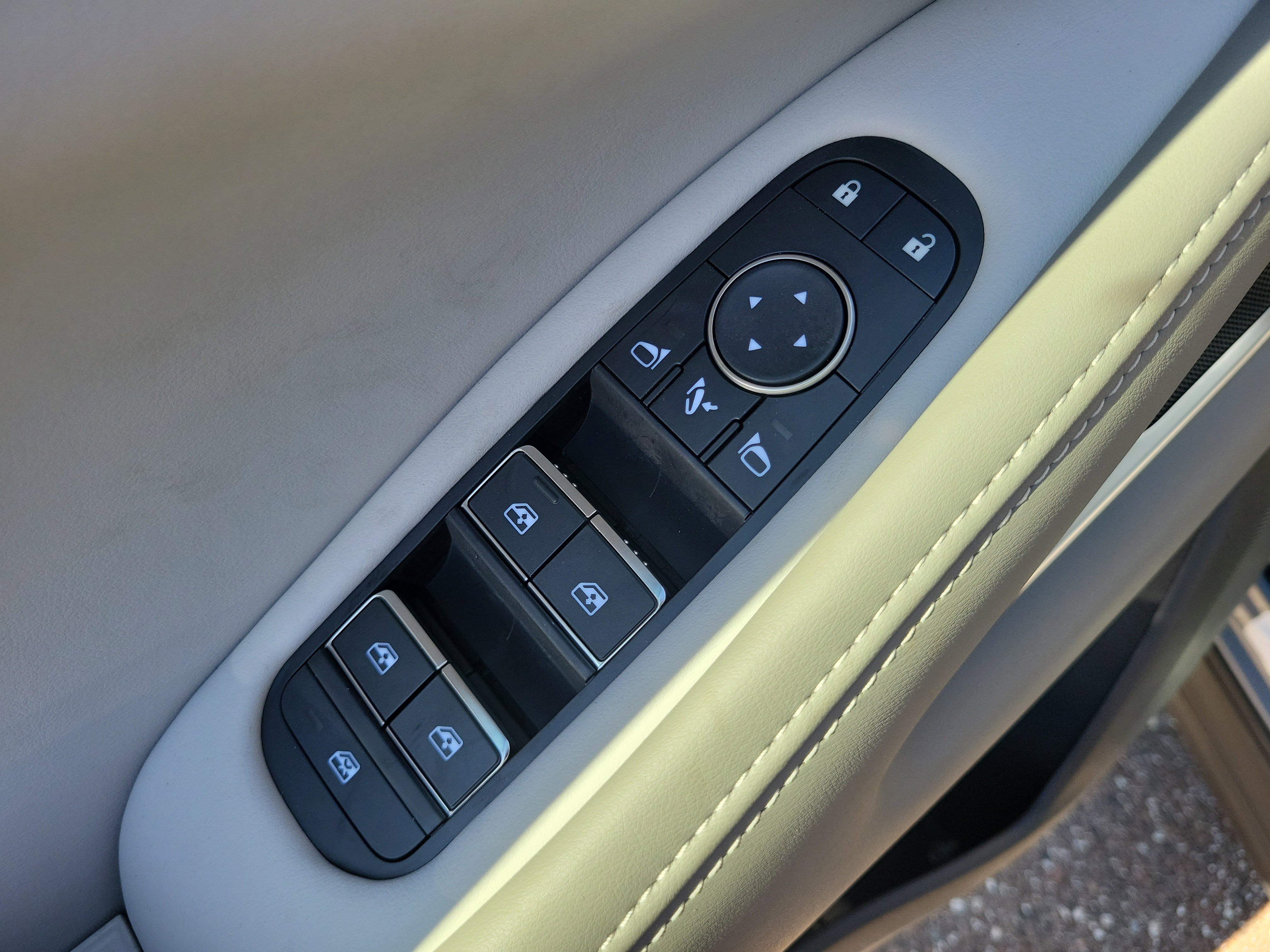 New 2026 INFINITI QX60 Luxe w/ Cargo Package image 22