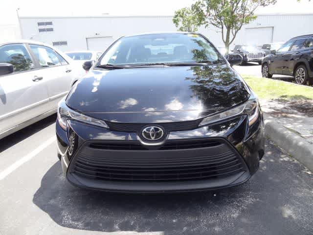 Certified 2024 Toyota Corolla LE FWD image 2