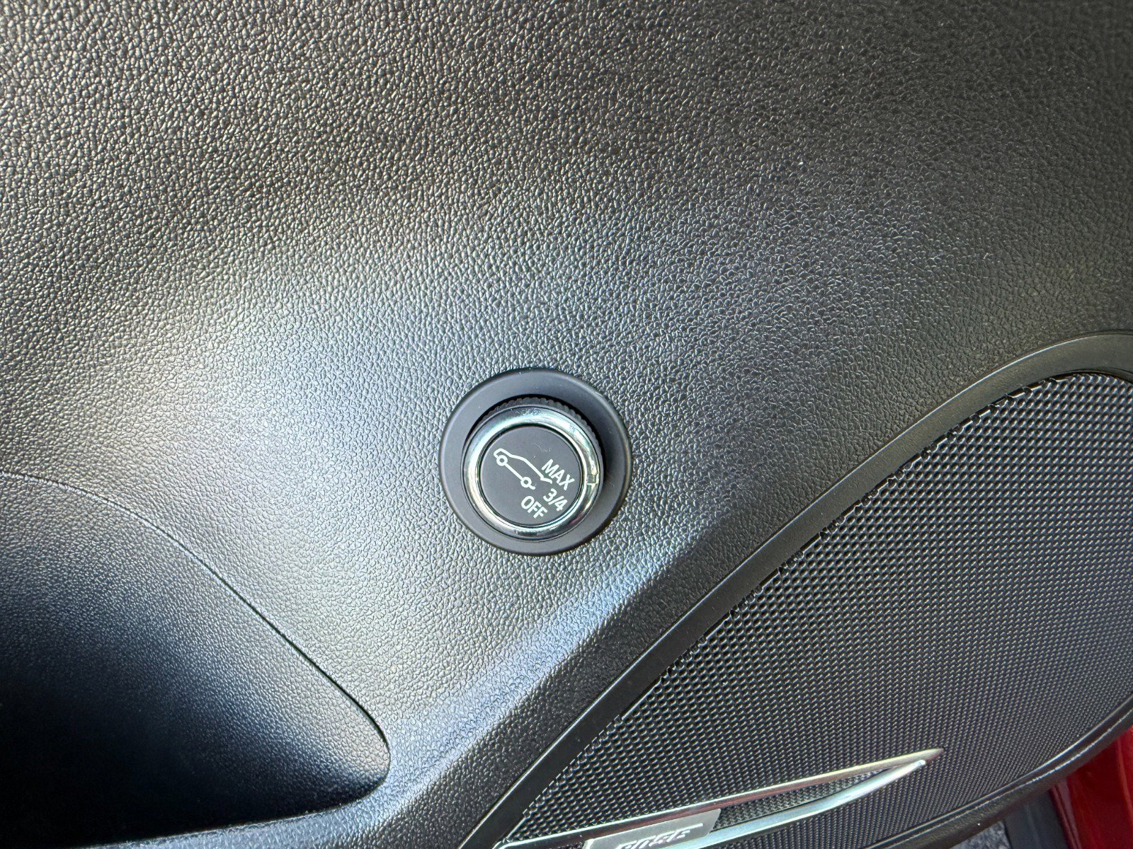 Used 2022 Buick Envision Essence w/ Technology Package II image 25