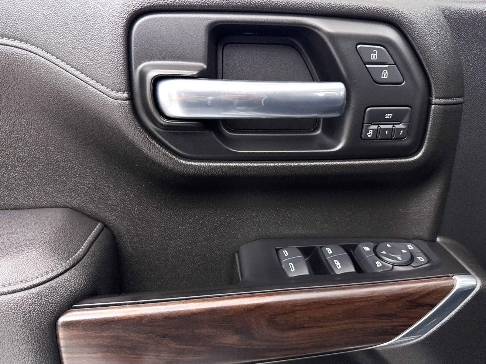 Used 2019 GMC Sierra 1500 SLT w/ SLT Premium Plus Package image 29