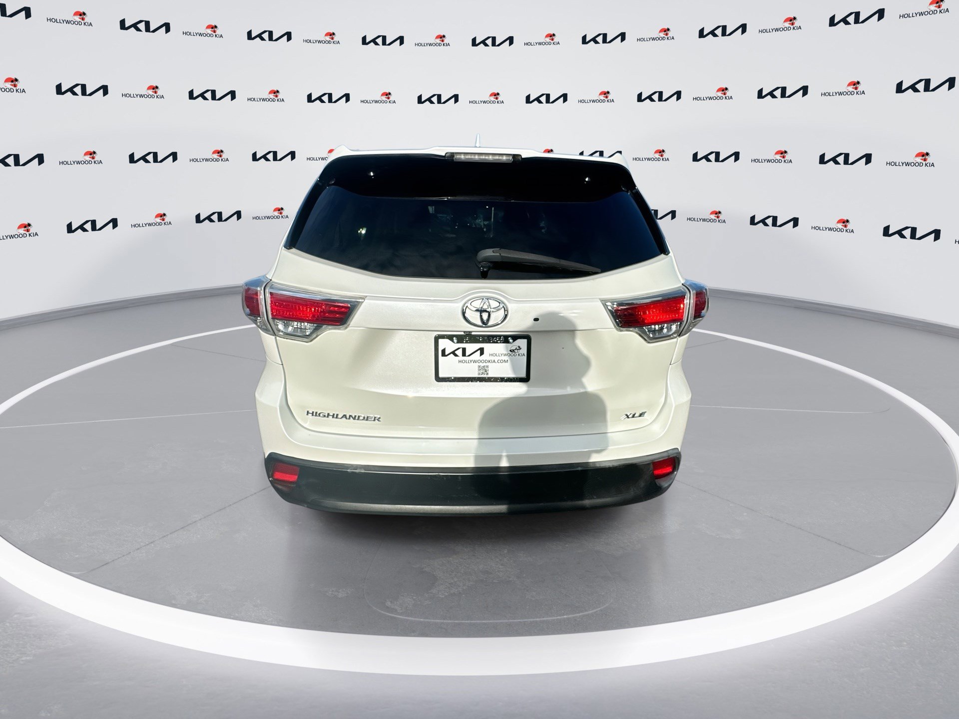 Used 2016 Toyota Highlander XLE image 7