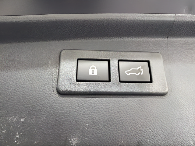 Used 2024 Subaru Outback Premium AWD/4WD image 36