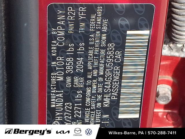 Used 2023 Hyundai Elantra SEL w/ Convenience Package image 30