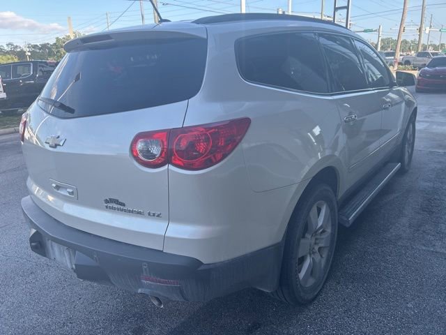 Used 2012 Chevrolet Traverse LTZ FWD image 3
