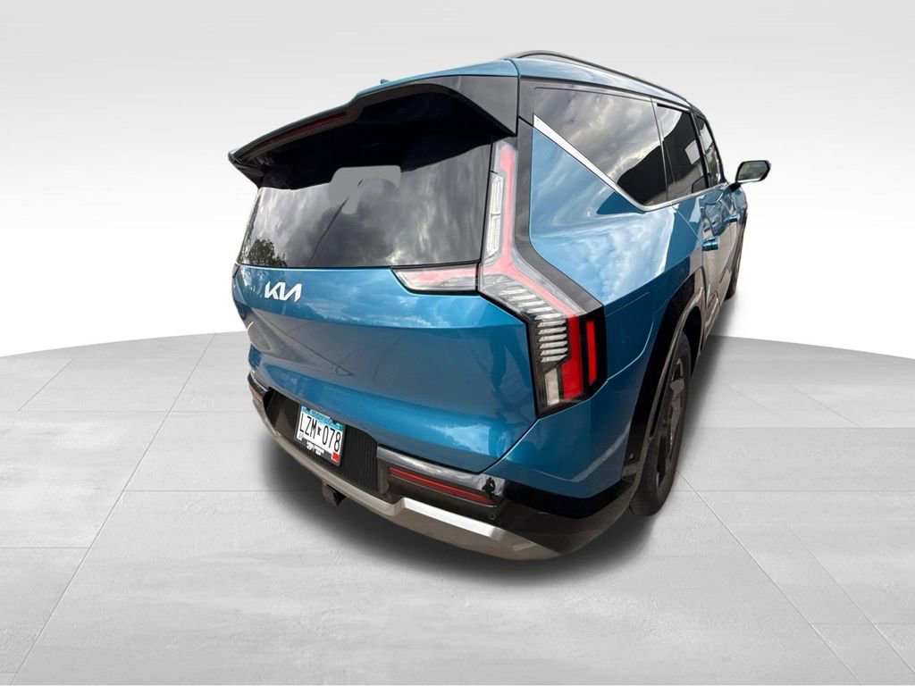 Certified 2024 Kia EV9 Land AWD/4WD image 18
